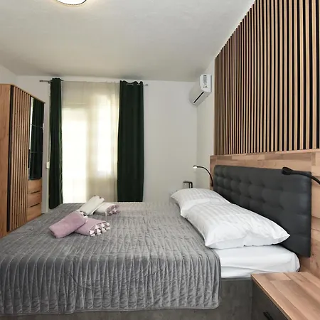 Apartment Jeta 2 &